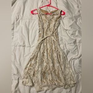 Women’s dress